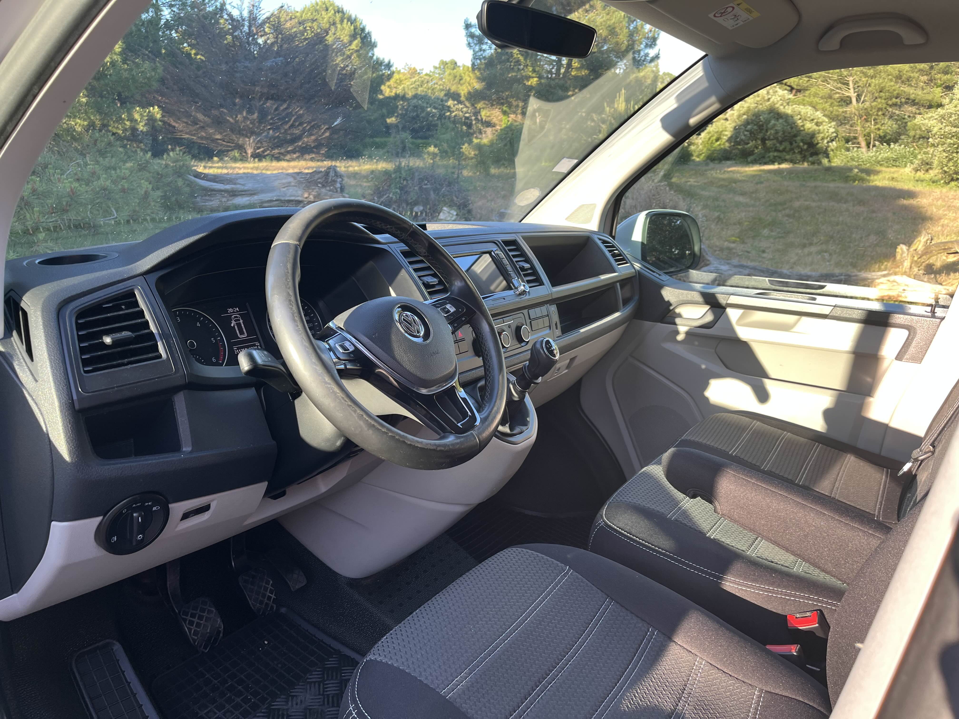 Intérieur du van image 8